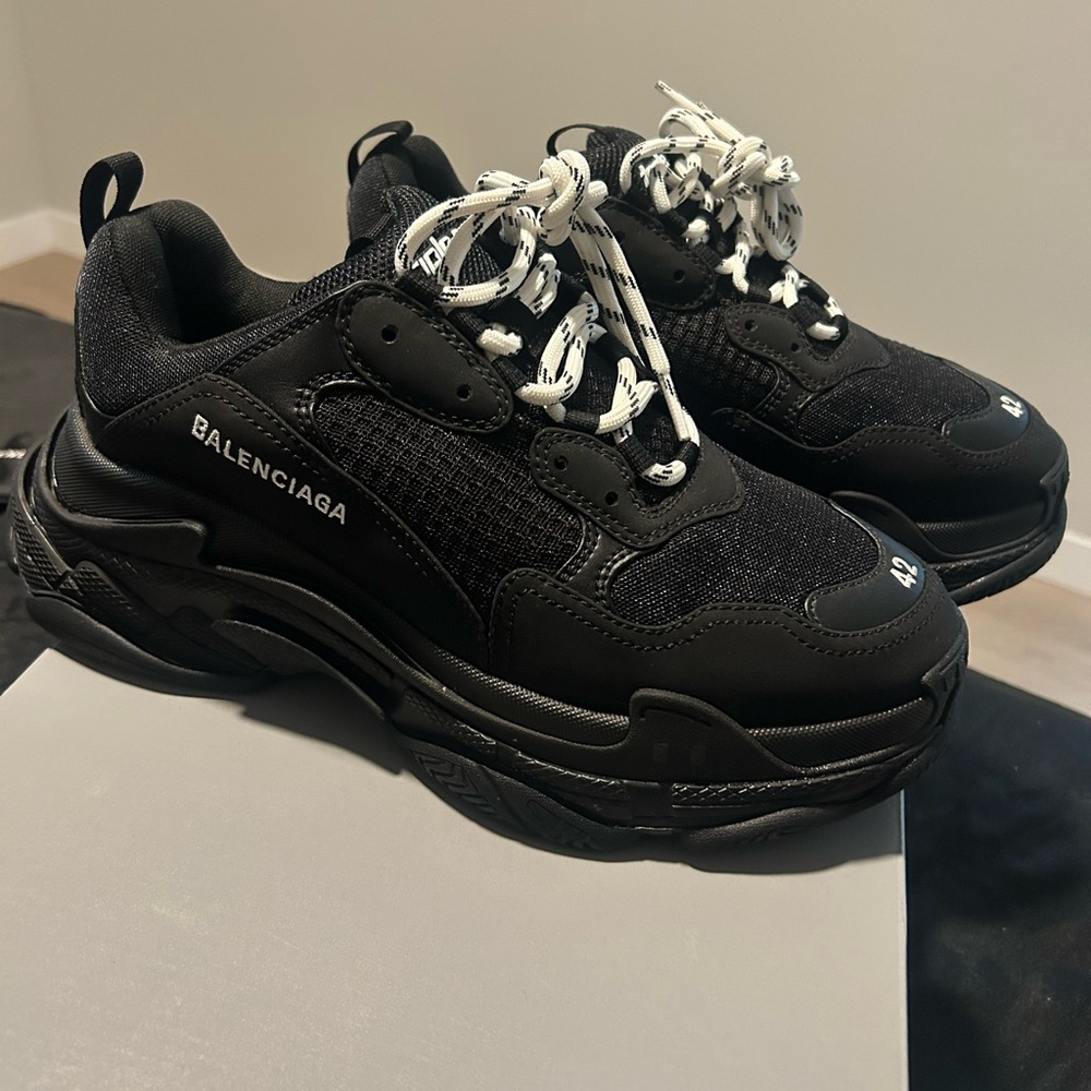 Balenciaga Men's Black and White Sneakers